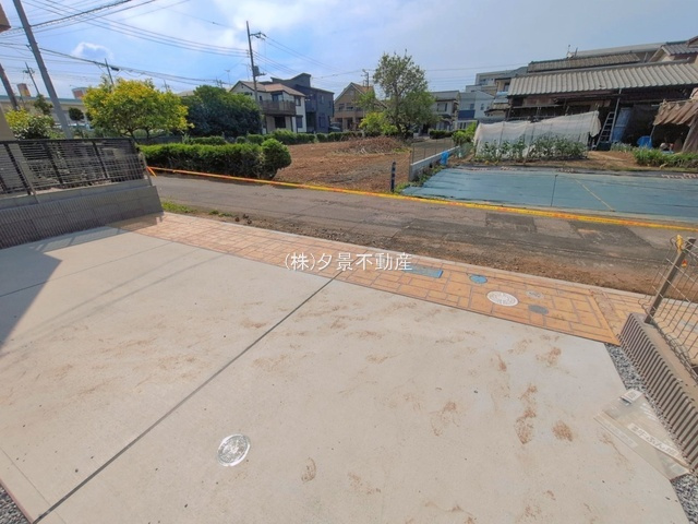 《仲介手数料無料》上尾市本町５丁目5-17新築一戸建てブルーミングガーデンの駐車場