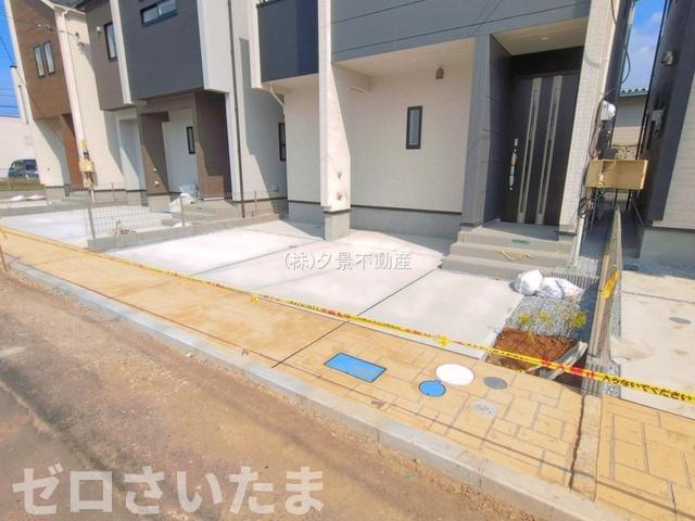《仲介手数料無料》上尾市本町５丁目5-17新築一戸建てブルーミングガーデンの駐車場