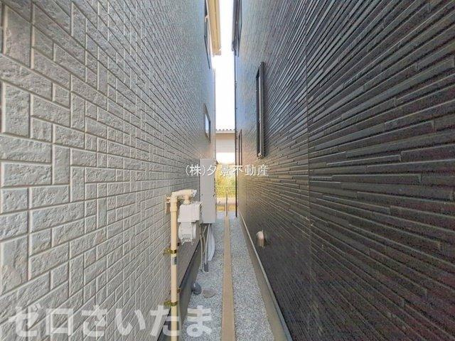 《仲介手数料無料》上尾市本町５丁目5-17新築一戸建てブルーミングガーデンの外観