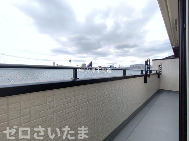 《仲介手数料無料》上尾市本町５丁目5-17新築一戸建てブルーミングガーデンのバルコニー