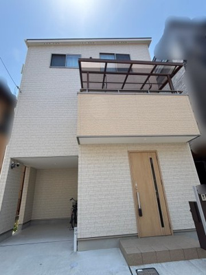 【外観】 | 茨木市駅前4丁目 | ■注文住宅なら出羽のこだわりが詰まった物件■築2年で築浅物件■2沿線利用可能・東海道本線「茨木」駅より徒歩約8分・阪急京都線「茨木市」駅より徒歩約12分