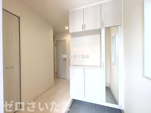 《仲介手数料無料》上尾市本町５丁目5-17新築一戸建てブルーミングガーデンの玄関