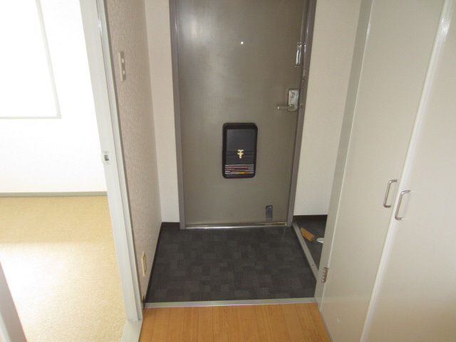 【玄関】