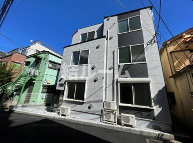 北区岸町２丁目のアパート