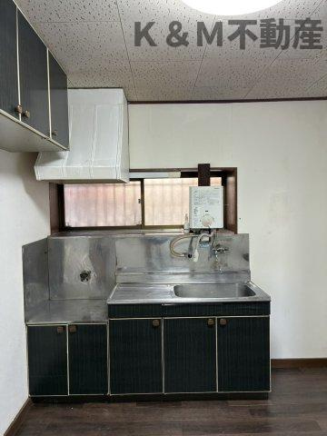 酒井根6丁目戸建のキッチン|お料理しやすいキッチンです