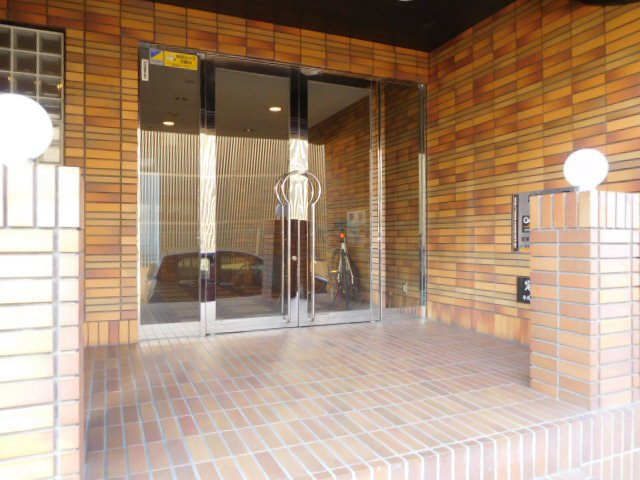 アルコ・ラ・カーサ佃町のエントランス