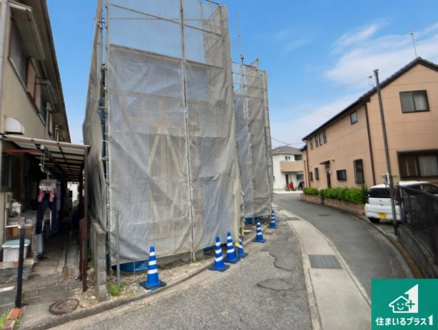 加古川市加古川町　第21期　新築一戸建ての外観|周辺は落ち着いた街並みの住宅地！子育てがしやすい住環境です！まだ未完成ですが、現地でしかわからない事もございます。是非一度ご覧ください。