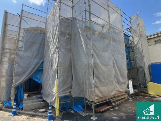 加古川市加古川町　第21期　新築一戸建ての外観|周辺は落ち着いた街並みの住宅地！子育てがしやすい住環境です！まだ未完成ですが、現地でしかわからない事もございます。是非一度ご覧ください。