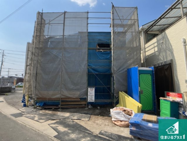 加古川市加古川町　第21期　新築一戸建ての外観|周辺は落ち着いた街並みの住宅地！子育てがしやすい住環境です！まだ未完成ですが、現地でしかわからない事もございます。是非一度ご覧ください。