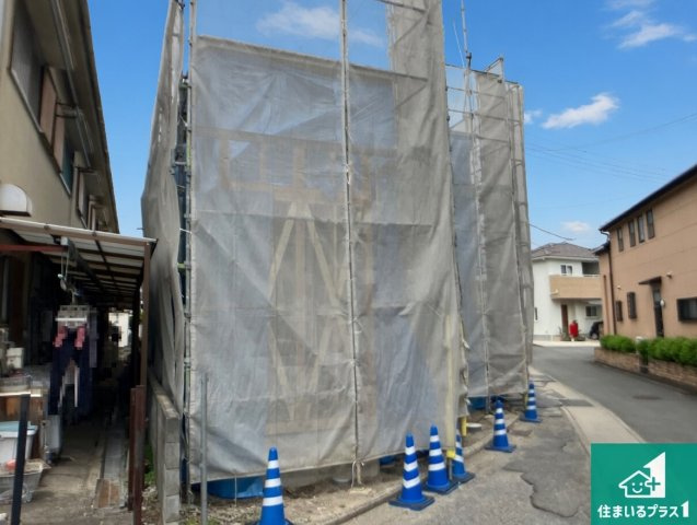 加古川市加古川町　第21期　新築一戸建ての外観|周辺は落ち着いた街並みの住宅地！子育てがしやすい住環境です！まだ未完成ですが、現地でしかわからない事もございます。是非一度ご覧ください。