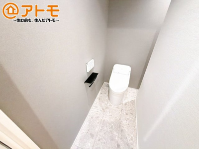 【トイレ】 | 沼津市寿町Ⅱ　新築一戸建て　全1棟 | ２つトイレがあるので朝も混みあわずに使うことができます！