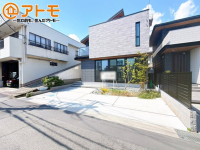 【駐車場】 | 沼津市寿町Ⅱ　新築一戸建て　全1棟 | ゆったりスペースで、駐車も楽ちん♪