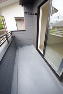 【バルコニー】 | 【仲介手数料無料！！】日野市百草　新築戸建て（全1棟）1号棟　5899万円