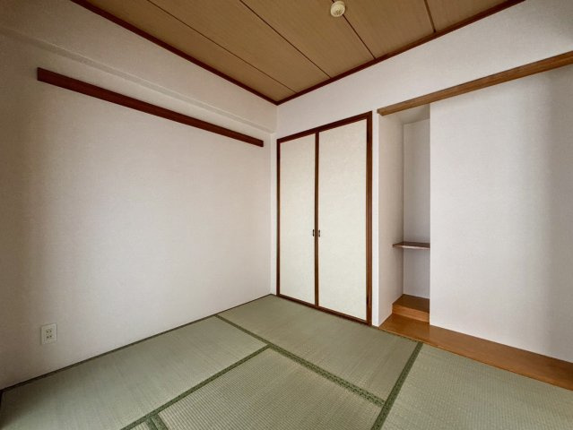 ロイヤルステージ野田Ⅰの和室|和室ならではの温かな和の空間で寛ぎの時間を過ごせます！