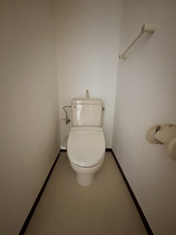 ロイヤルステージ野田Ⅰのトイレ|落ち着いた色調のトイレです！