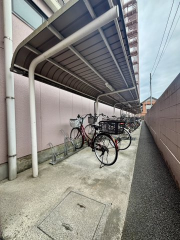 ロイヤルステージ野田Ⅰの駐輪場|周辺環境が良いため、自転車移動もらくちんです！