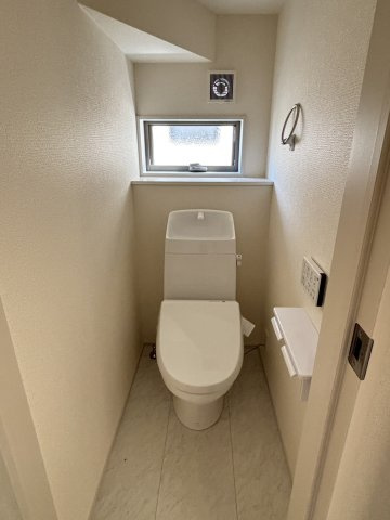 いわき市錦町江栗一丁目【新築】4LDKのトイレ