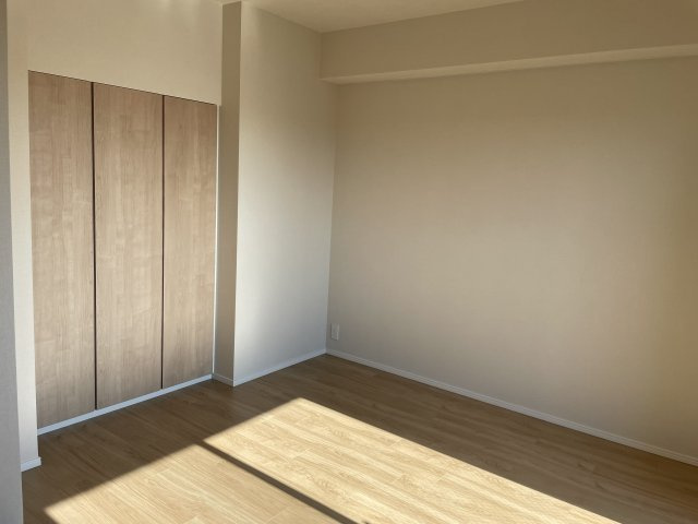 プラウドフラット日暮里の収納