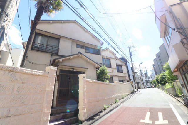 大和荘本館の画像