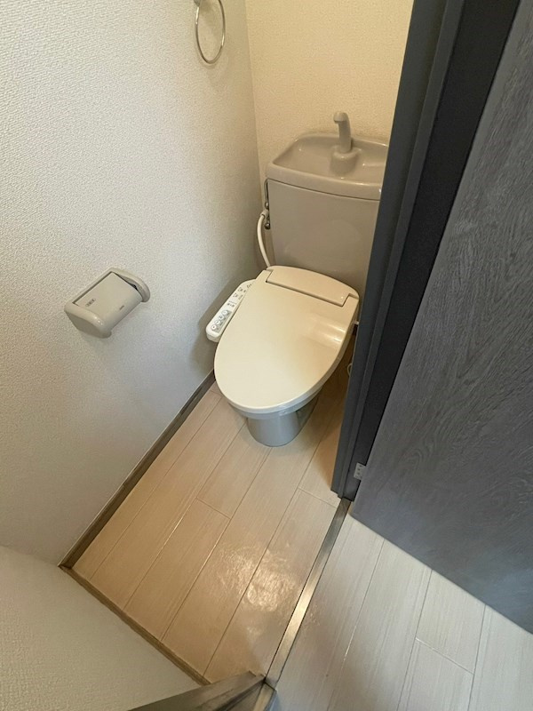 ロイヤルグランデのトイレ|※写真は同タイプの部屋です。