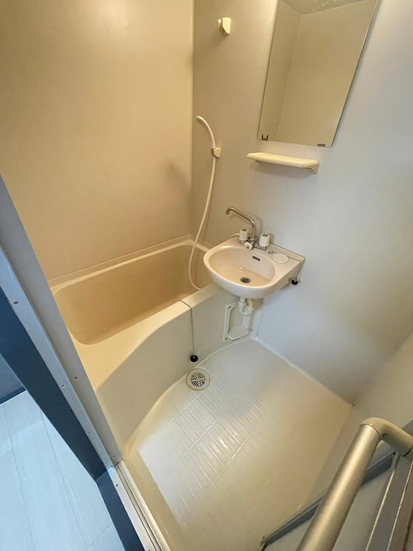 ロイヤルグランデの浴室|※写真は同タイプの部屋です。