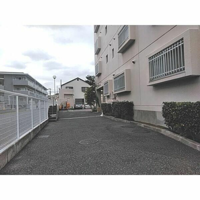 【駐車場】 | ＬＥＯ拾八番館