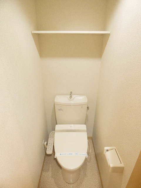 ファミーユＮのトイレ|あると嬉しい温水洗浄便座付のトイレ