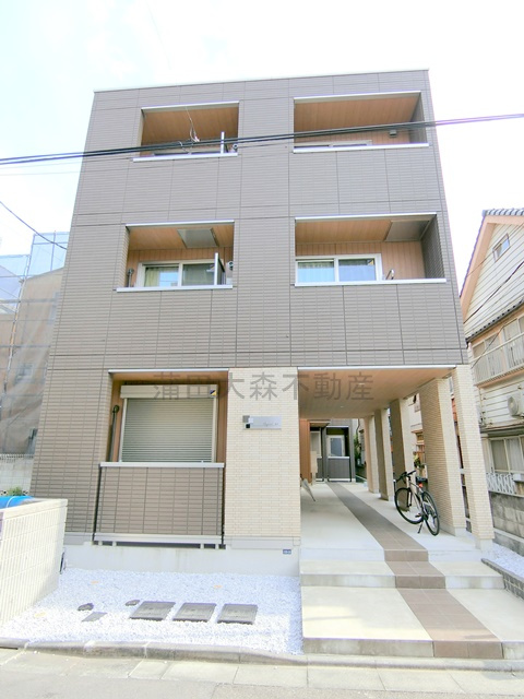 アンジュール蒲田の外観|2022年7月築　軽量鉄骨造地上3階建て
東京都大田区蒲田３丁目　京急本線京急蒲田駅徒歩6分、京浜東北線蒲田駅徒歩11分