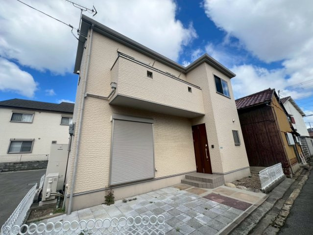 大蔵中町貸戸建1の外観