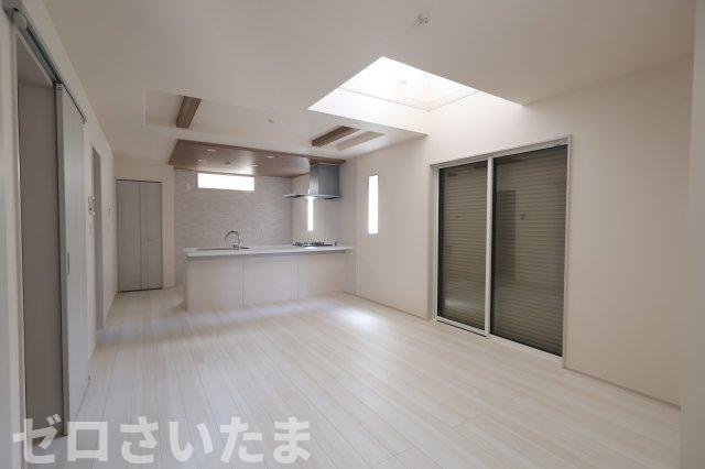 《仲介手数料無料》見沼区東大宮３丁目8-44新築一戸建てブルーミングガーデン