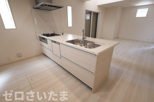 《仲介手数料無料》見沼区東大宮３丁目8-44新築一戸建てブルーミングガーデンのキッチン