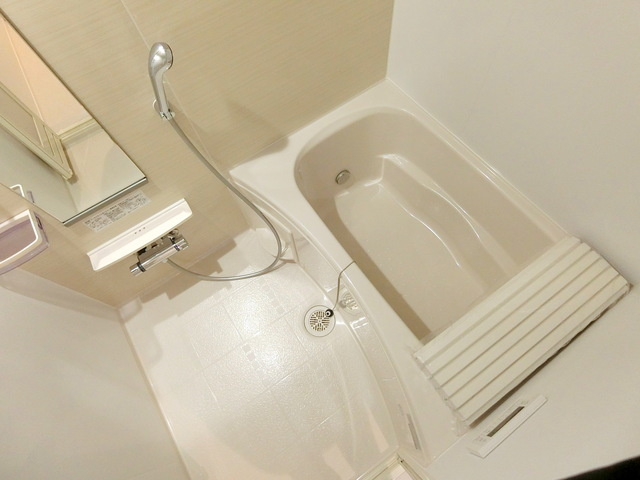 クレスト久我山の浴室|★広々、ゆったり追炊き機能付き風呂★