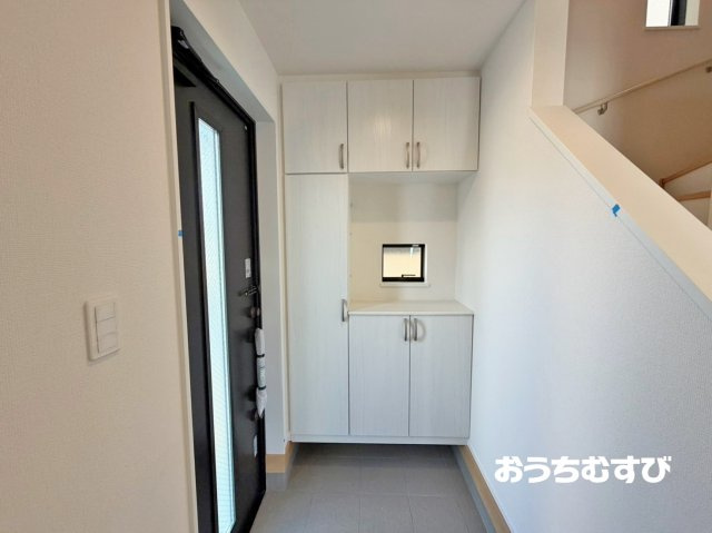 春日井市瑞穂通7丁目(全1棟）の玄関