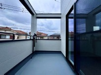 越谷市増林　新築戸建のバルコニー