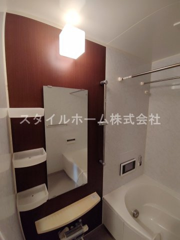 トゥルクパレスの浴室|ゆったり過ごせるお風呂です