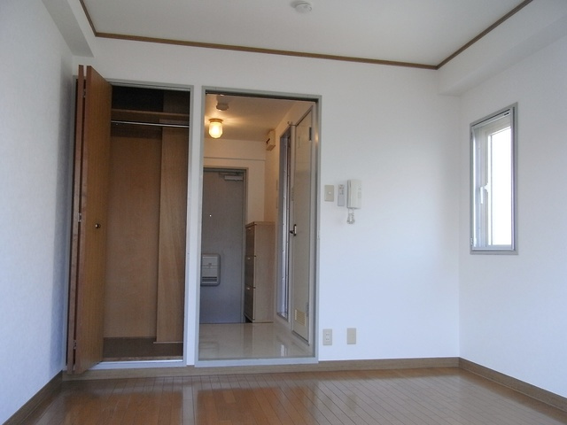 サンハウス御影本町の居間・リビング