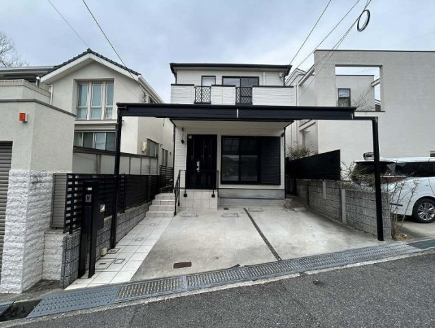 岩園町貸家