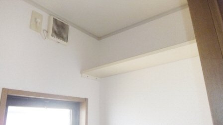 グランドールⅡのトイレ|トイレ上部に棚付いています