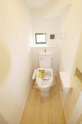 二本松市郭内2丁目　　　　６号棟　　　二本松北小学校、二本松第１中学区のトイレ