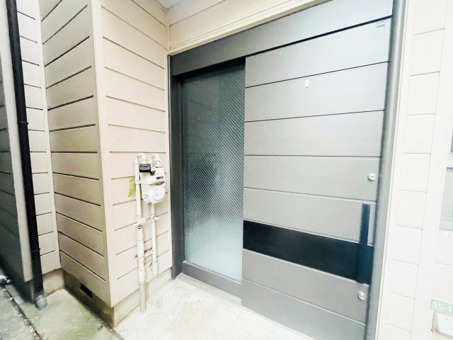 文京区白山２丁目の一戸建てのエントランス