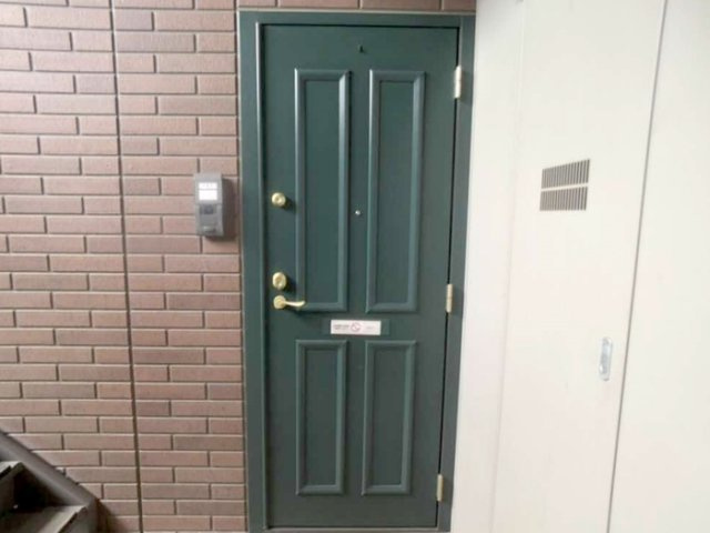 【玄関】 | パレロワイヤル Ｃ | 玄関