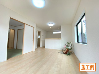 【内観：施工例】 | 寒川町倉見　新築分譲住宅　全4棟/今回販売1棟 | 同施工会社施工例（リビング）