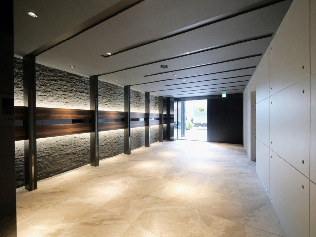Ｓ－ＲＥＳＩＤＥＮＣＥ難波大国町Ｄｅｕｘのロビー