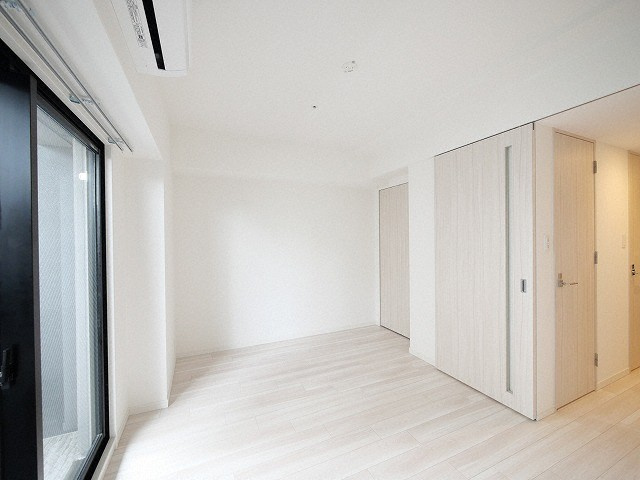 Ｓ－ＲＥＳＩＤＥＮＣＥ難波大国町Ｄｅｕｘの居間・リビング