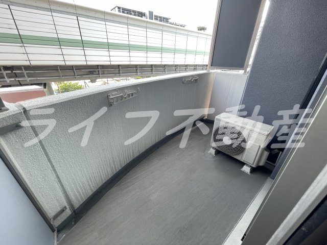 TLRレジデンス高井田のバルコニー|広々としたバルコニーです