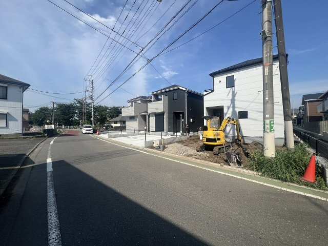 武蔵村山残堀第５の前面道路含む現地写真