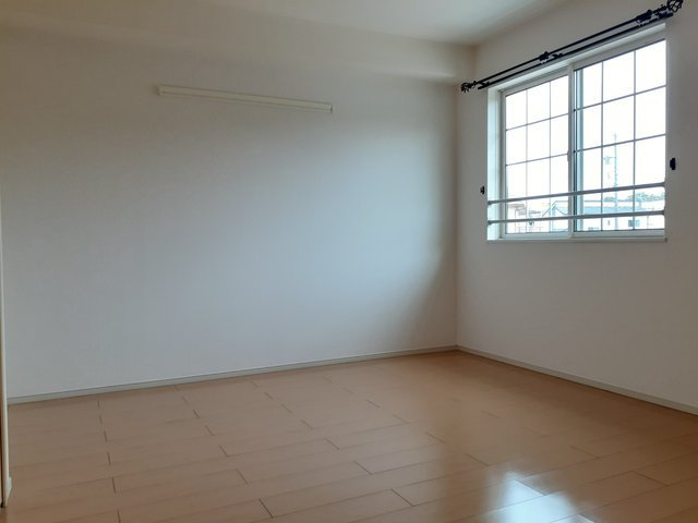 セレーノ百合が丘Ⅰの内装|内装は落ち着いています
