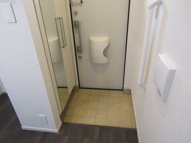 ＰＬＡＩＳＩＲ（プレジール）の玄関|毎日通る玄関はこちらです