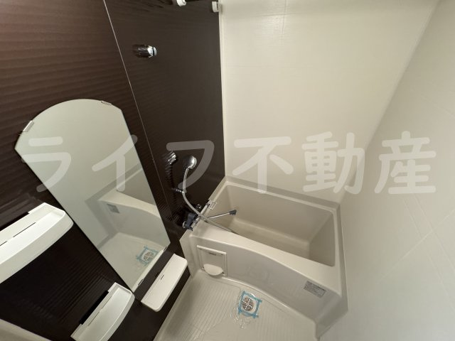 Luxe玉造IIIの浴室|ゆったり過ごせるお風呂です