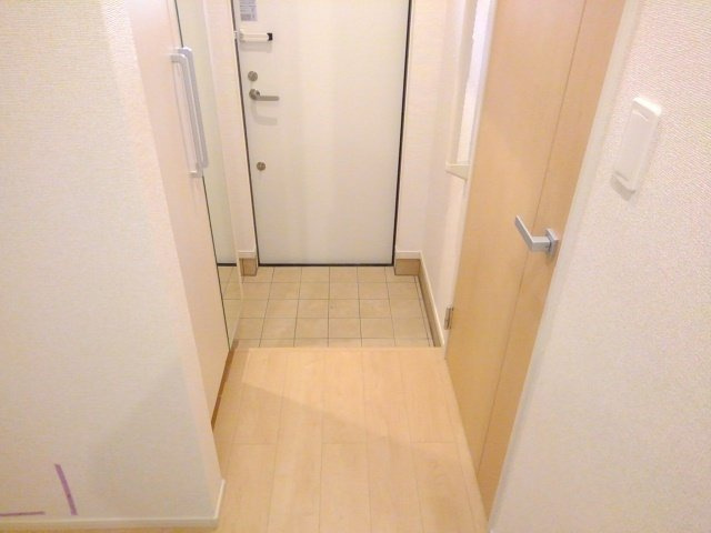 シャンブル（ｃｈａｍｂｒｅ）の玄関|ゆったりとした玄関です